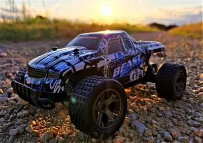 Produktbild von RC Monster Truck SPYDER ferngesteuertes Auto Monster Buggy 2,4 Ghz.