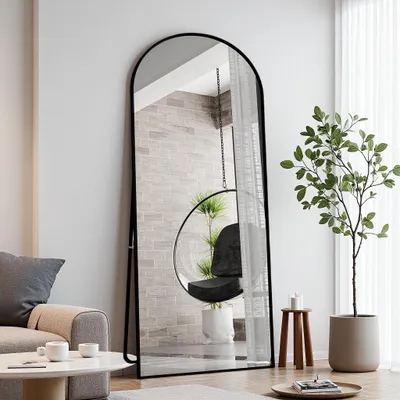 Obrázok produktu pre Celoplošné zrkadlo 180 x 80 cm z tvrdeného skla s čiernym hliníkovým rámom, oblúkový tvar, veľké podlahové zrkadlo