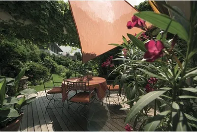 Produktbild von Windhager ADRIA Dreiecksonnensegel 3,6 x 3,6 x 3,6 m HDPE 185 g/m² wind und wasserdurchlässig, terracotta