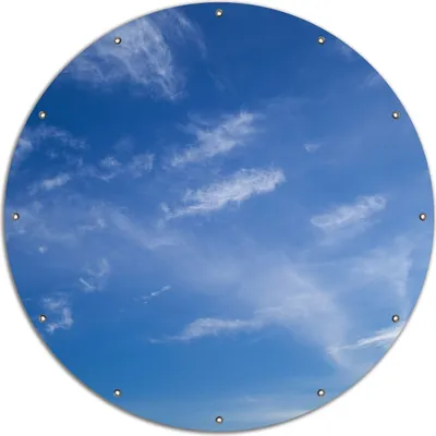 Produktbild von Wallario rundes Outdoor-Poster für Garten oder Balkon, Motiv Blauer Himmel mit vereinzelten Wolken, 120 cm Durchmesser