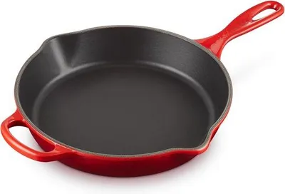 Image de Plat de service en fonte rouge cerise, 26 cm, 2 litres