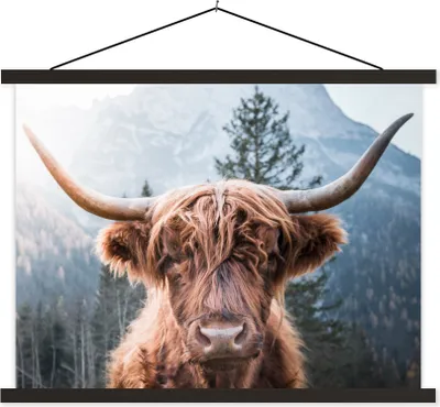 Produktbild von MuchoWow® Textilposter Schottisches Hochlandrind - Kuh - Berg 120x90 cm mit schwarzem Rahmen - Aufhänger für Poster
