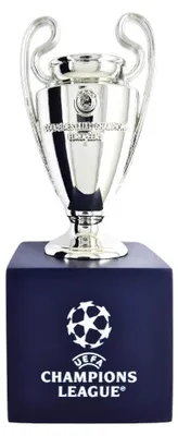 Produktbild von UEFA Champions League – Replika des Trophäe auf Holzsockel (70 mm)