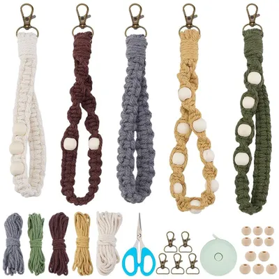 Produktbild von INFUNLY 5 Sets DIY-Set für geflochtene Armbänder und Schlüsselanhänger, ideal für Anfänger, im Boho-Stil. Sets mit Holzperlen, Anleitung, Makramee-Baumwollgarn und Knoten