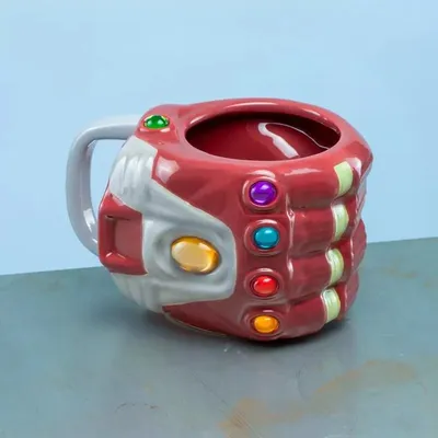 Obrázek produktu pro Hrnek 3D Avengers pěst 350 ml