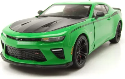 Produktbild von Auto World 1276 Chevrolet Camaro SS 1LE Nickey 2017 grün 1:18
