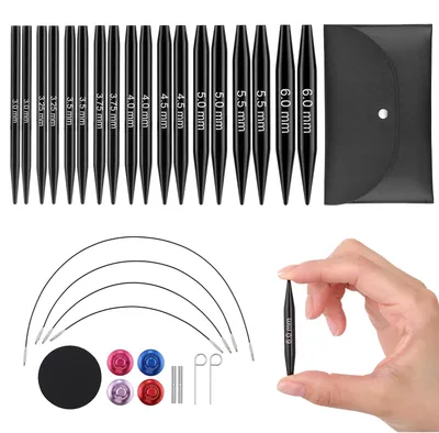 Produktbild von Set aus austauschbaren Rundstricknadeln mit 9 Paar kurzen Nadeln (5,5 cm) in den Größen 3-6 mm für Socken, inklusive Kabeln, Zubehör und einem Metalletui.