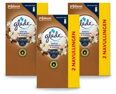 Zdjęcie produktu dla 3 sztuki wkładów do dyfuzora Glade Touch & Fresh – zapach Sandalwood & Jasmine – 10 ml – zestaw ekonomiczny