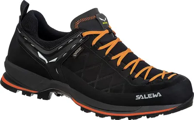 Produktbild von Zustiegs- und Wanderschuhe Mountain Trainer 2 GTX (Herren) – Salewa, Farbe:black/carrot, Größe:UK 9 (EUR 43)