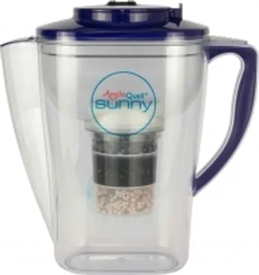 Produktbild von AcalaQuell Sunny® Kannen Wasserfilter in dunkelblau, inkl. 1x Filterkartusche und 1x Mikroschwamm