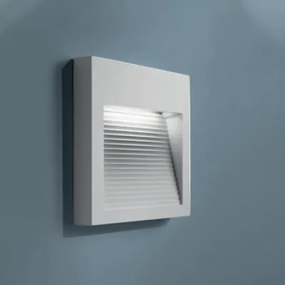 Immagine prodotto di Applique Contemporanea Flat Metallo Bianco Led 6W