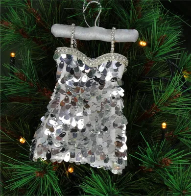 Produktbild von Christbaumschmuck 15cm Kleid mit Pailletten Figur Silber