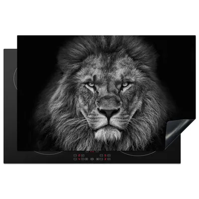Produktbild von KitchenYeah© Herdabdeckplatte Löwe - Tiere - Schwarz - Weiß , 80x52cm, Küche Deko, Glaskeramikkochfeld Herdabdeckung, Abdeckplatte fùr Kochfeld