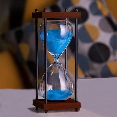 Produktbild von Famanu Sanduhr 30 Minuten - Blau mit goldenen Seitenstützen