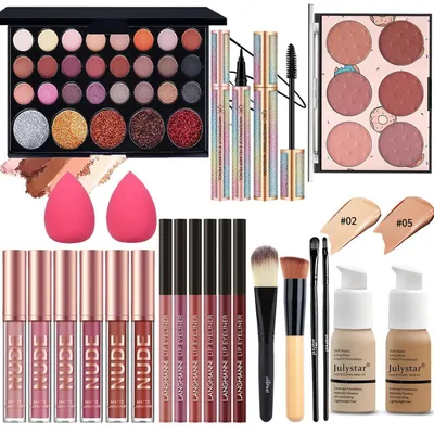 Produktbild von Make-up Set für Frauen und Mädchen mit Lidschatten, Lippenstift, Rouge, Mascara, Eyeliner, Foundation und Pinseln