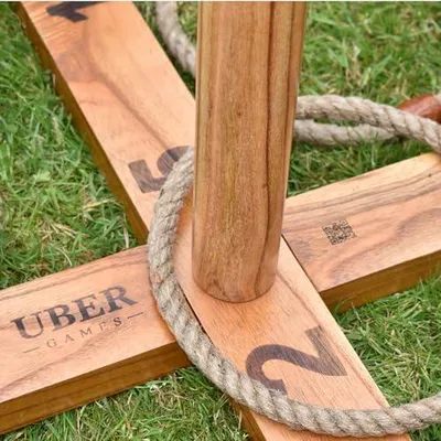 Produktbild von Ubergames Ringwerfen – 100 x 100 cm – Gartenspiel aus indischem Hartholz – in England entworfen – in einer Tragetasche – komplett mit 57 cm hohen Holzbeinen