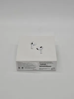Produktbild von Apple AirPods 3rd Gen. with Lightning Charging Case - White