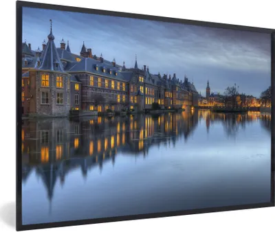 Produktbild von MuchoWow® Gerahmtes Poster Den Haag - Fluss - Inneres Gericht 30x20 cm - Poster mit Schwarzem Bilderrahmen Wandposter Rahmen Foto Bilder - Kunstdruck - Bild-Poster