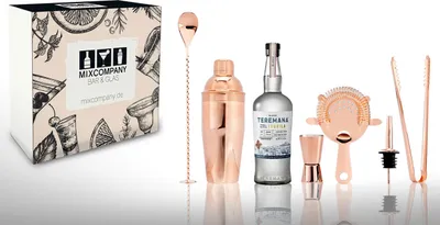 Produktbild von Teremana Silver Geschenkset Tequila Blanco 0,7L (40% Vol) mit 6 teiligem Barset Dwayne The Rock Johnson Tequila Silver - [Enthält Sulfite]
