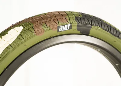 Produktbild von Family 20"x 2,4" BMX Reifen Grün Camouflage