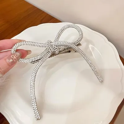 Produktbild von 2 silberne Haarspangen in Schleifenform mit Strass für Damen und Mädchen zur Hochzeit und im Alltag