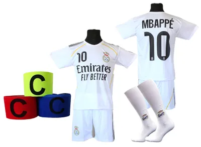 Obrázek produktu pro Fotbalový dres MBAPPE, bílý: tričko, kraťasy, ponožky + čelenka - velikost 152