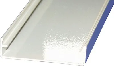 Produktbild von Gutta Alu-Zierklemmdeckel für 16 mm Doppelstegplatten weiß 2000 mm x 63 mm