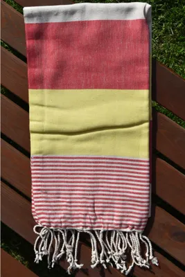 Zdjęcie produktu dla Ręcznik Peshtemal Rainbow czerwony