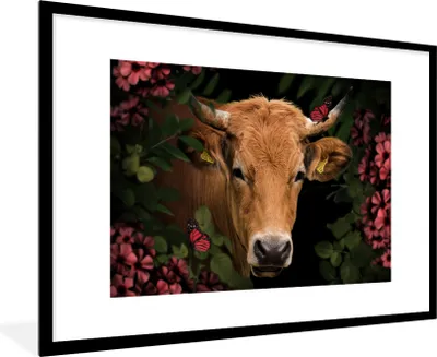 Produktbild von MuchoWow® MuchoWow® Gerahmtes Poster Kuh - Blumen - Tiere - Braun 90x60 cm - Poster mit zchwarzem Bilderrahmen - Wanddekoration - Fotos