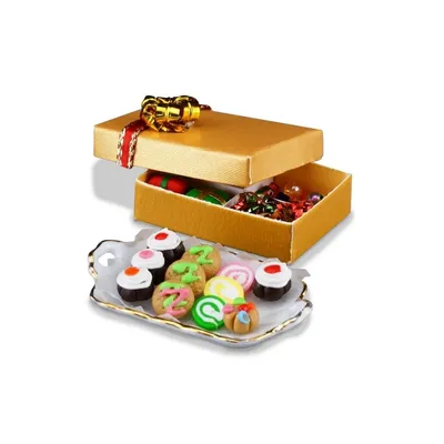Produktbild von Pralinen Miniatur in Geschenkbox auf Tablett mit Goldrand