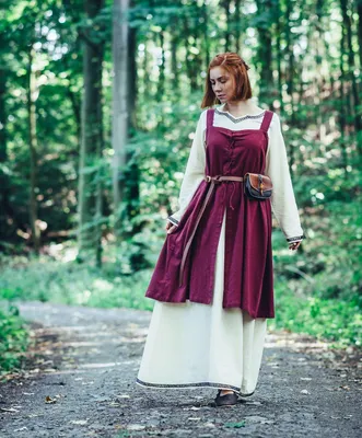Produktbild von Wikinger Überkleid Rot "Inka" L/XL