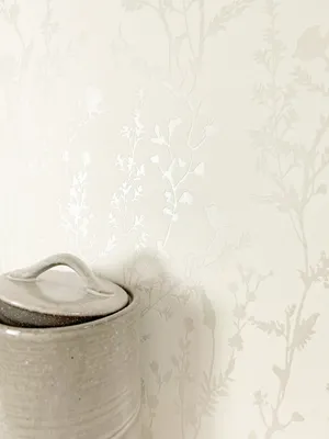Produktbild von NEWROOM Tapete Katya Ivory Weiß Vliestapete - Modern Blumen Blätter  Germany