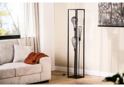 Obrázok produktu pre Stojaca lampa V340, čierna, kovová, s 3 žiarovkami, v industriálnom štýle