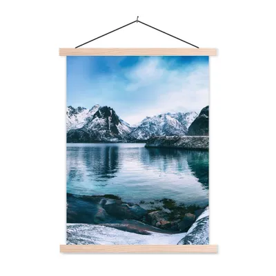 Produktbild von MuchoWow® Textilposter Wasser - Berge - Natur 120x160 cm mit holzfarbenen Rahmen - Plakatkarton