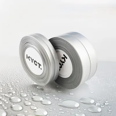 Produktbild von Weichsockelleiste PVC selbstklebend 10×10 mm 5 m Silber – Abschlussleiste Knickwinkel
