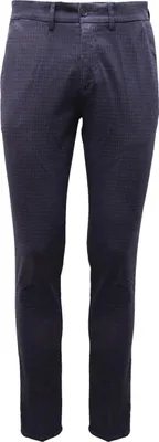 Imagen del producto de 2832AR: Pantalón para hombre, marca HARMONT & BLAINE, corte ajustado