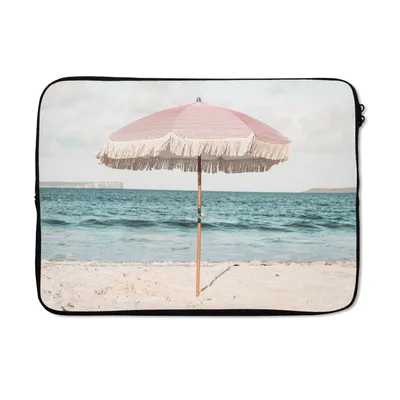 Produktbild von MuchoWow® Laptop Hülle 13 Zoll Sonnenschirm - Strand - Meer - Wolken Laptoptasche - Laptophülle - Sleeve - Rundumschutz