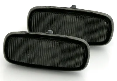 Produktbild von Eagle Eyes Seitenblinker Set in Schwarz für Audi A2 A3 A4 A6 A8 TT