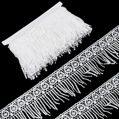 Weiße Spitzenquaste 5 m x 9 cm, Polyester, Boho-Franse