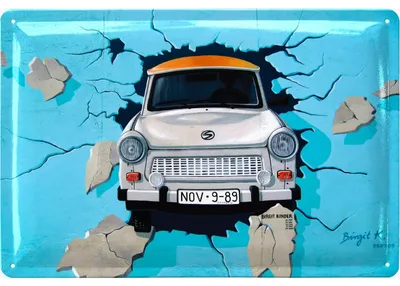 Produktbild von LANOLU retro Blechschild Trabi, Trabant Geschenk, Berlin Souvenirs, DDR Geschenk, Ossi Geschenke, DDR Deko, vintage Metallschild mit Wölbung 20x30cm