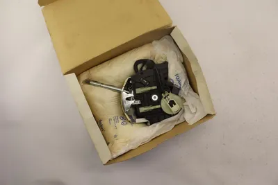 Produktbild von Original AUDI A8/S8 4E Automatikgetriebe Schalthebel 4E1713195B
