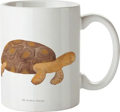 Produktbild von Mr. & Mrs. Panda Tasse Schildkröte Marschieren - Weiß - Geschenk, Lieblingsmensch, Geschenktasse, Urlaub, mit Spruch, Schildkröten, Becher, schöne, Abenteuer, Kaffeetasse
