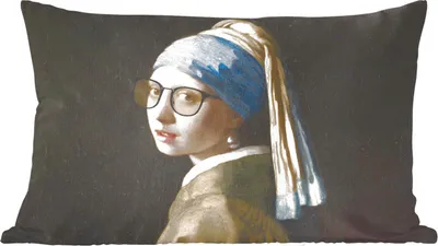 Produktbild von MuchoWow® Zierkissen Sofakissen Wohnzimmer Dekokissen 50x30 cm Das Mädchen mit dem Perlenohrring - Vermeer - Brillen - Wohnzimmerdekoration - Polster mit Photo