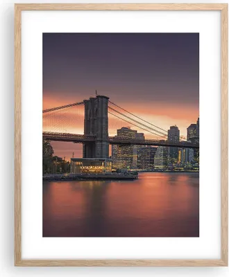 Produktbild von Gerahmtes Poster - Rahmen in heller Eiche - New York Brücke Nacht - 40x50 cm - Wand Bild - Wanddeko - Wandbilder - Wandposter - Bilderrahmen - Bilder - Kunstdruck - Wandbild - P2NPA40x50-4048