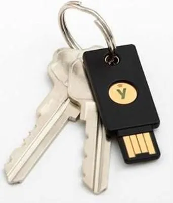 Produktbild von Yubico YubiKey 5 NFC, Android, Windows 10, iOS, No Batteries Required, Schwarz, Google account, Microsoft account, Salesforce.com, Passwordless, Strong Two Factor, Strong Multi-Factor, AWS Identity and Access Management (IAM), Centrify, Duo Security, Google Cloud Identity, Idaptive,...