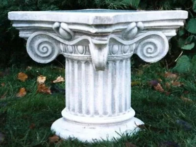 Produktbild von Casa Padrino Barock Säule / Blumensäule 58 x 58 x H. 42 cm - Prunkvolle Gartensäule im Barockstil