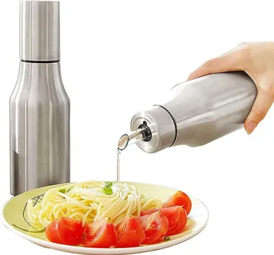 Produktbild von Öl Flasche Edelstahl Öl & Essig Spender Ölbehälter Auslaufsicher Ölflasche, Liquid Zutatenspender Flasche Staubdicht Silber Novata(750ML)