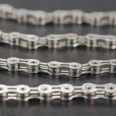 Obrázek produktu pro 10rychlostní přehazovačka, 1/2 x 11/128 palců, 116 zubů, s krytem řetězu a 3 páry zámků řetězu.