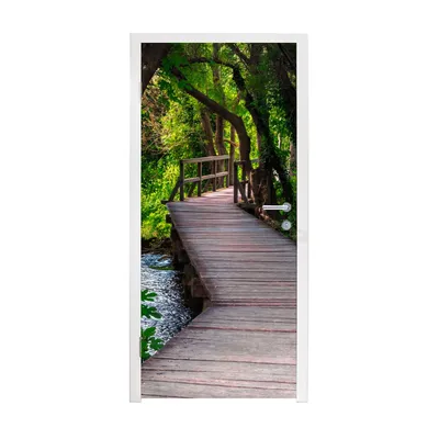 Obrázek produktu pro MuchoWow® Plakát na dveře - Les - příroda - most - 205x80 cm - Samolepicí fólie na dveře