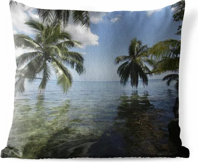 Produktbild von MuchoWow® Outdoor Kissen - Spiegelung der Palmen im Meer von Mo'orea - 40x40 cm - Wetterfest - Lounge Kissen - Kopfkissen - Interieur - Polster mit Bild